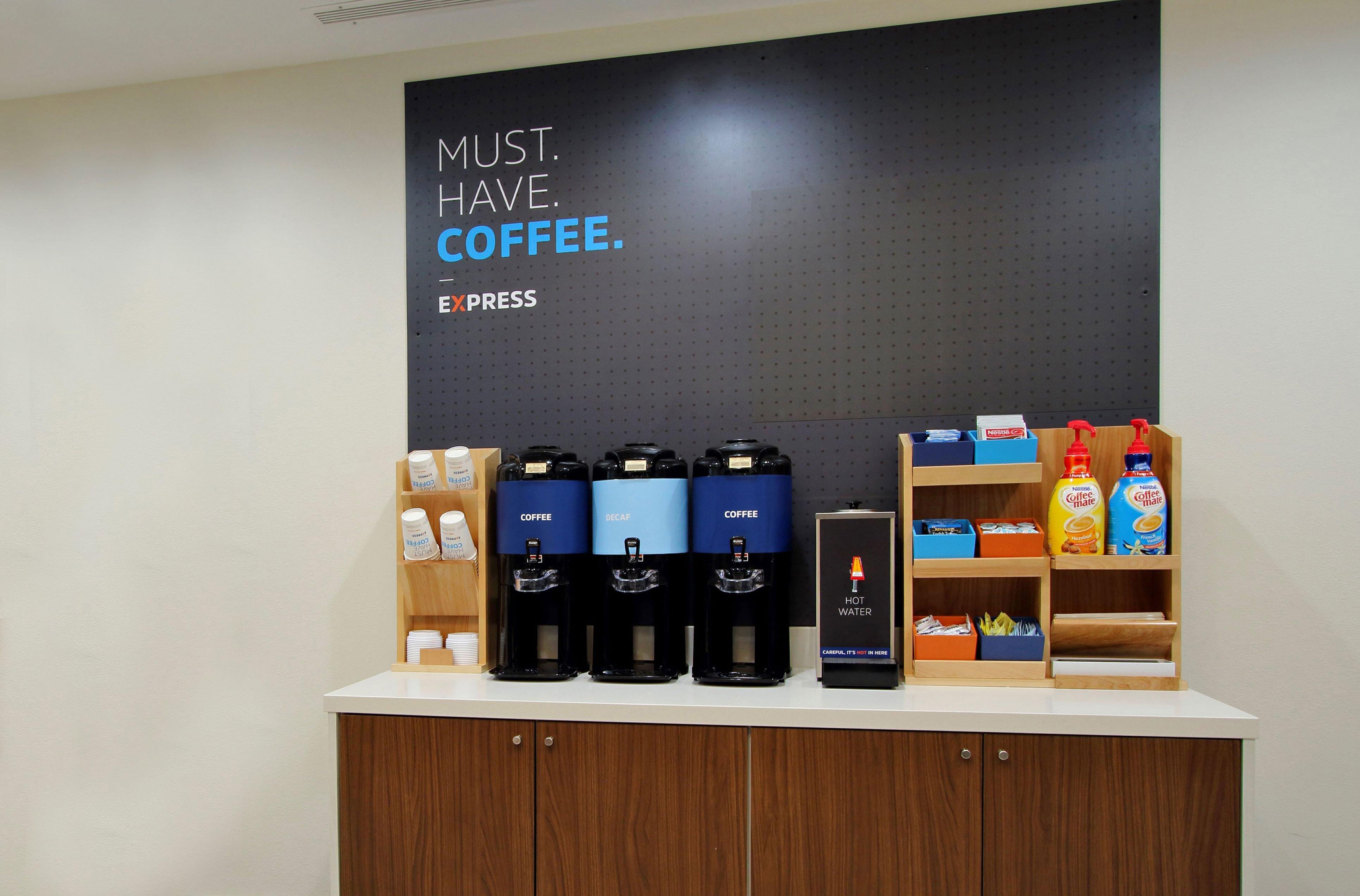Hotel Express & Center Township By Ihg 2*