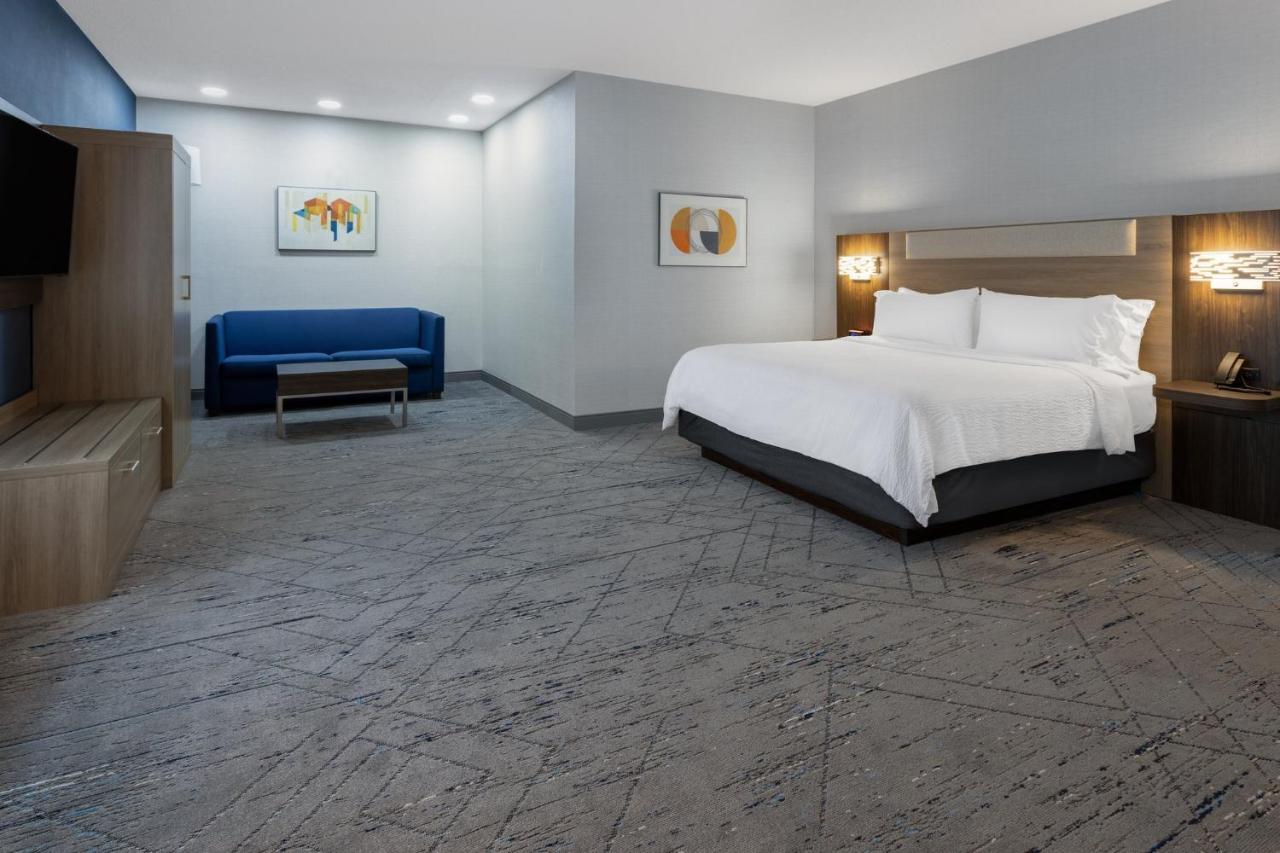 Express & Center Township By Ihg Monaca