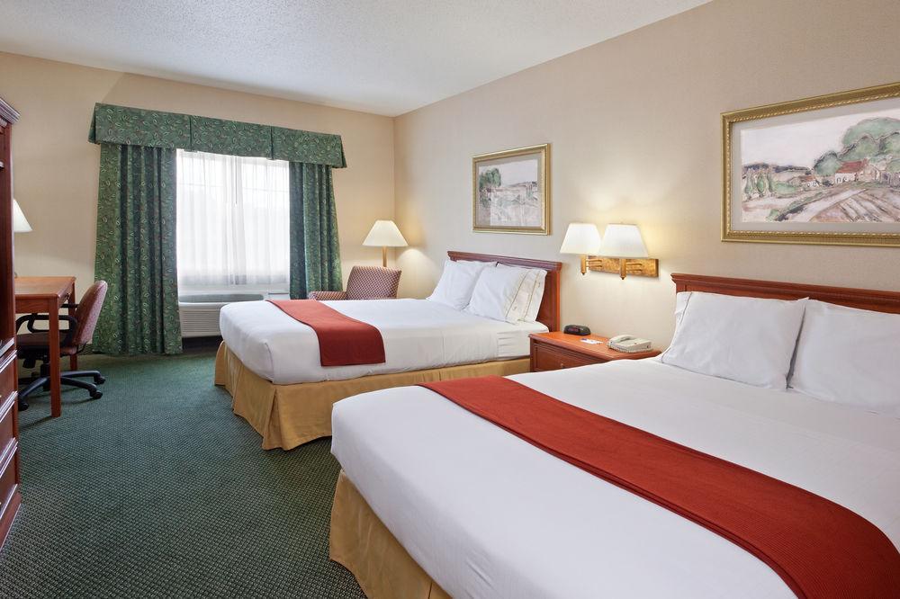 Express & Center Township By Ihg Hotel Monaca